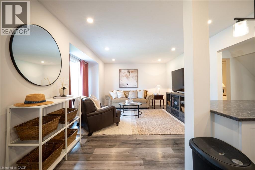 18 ARMSTRONG Avenue, Hamilton, Ontario, L8H1M5 — Photo 6