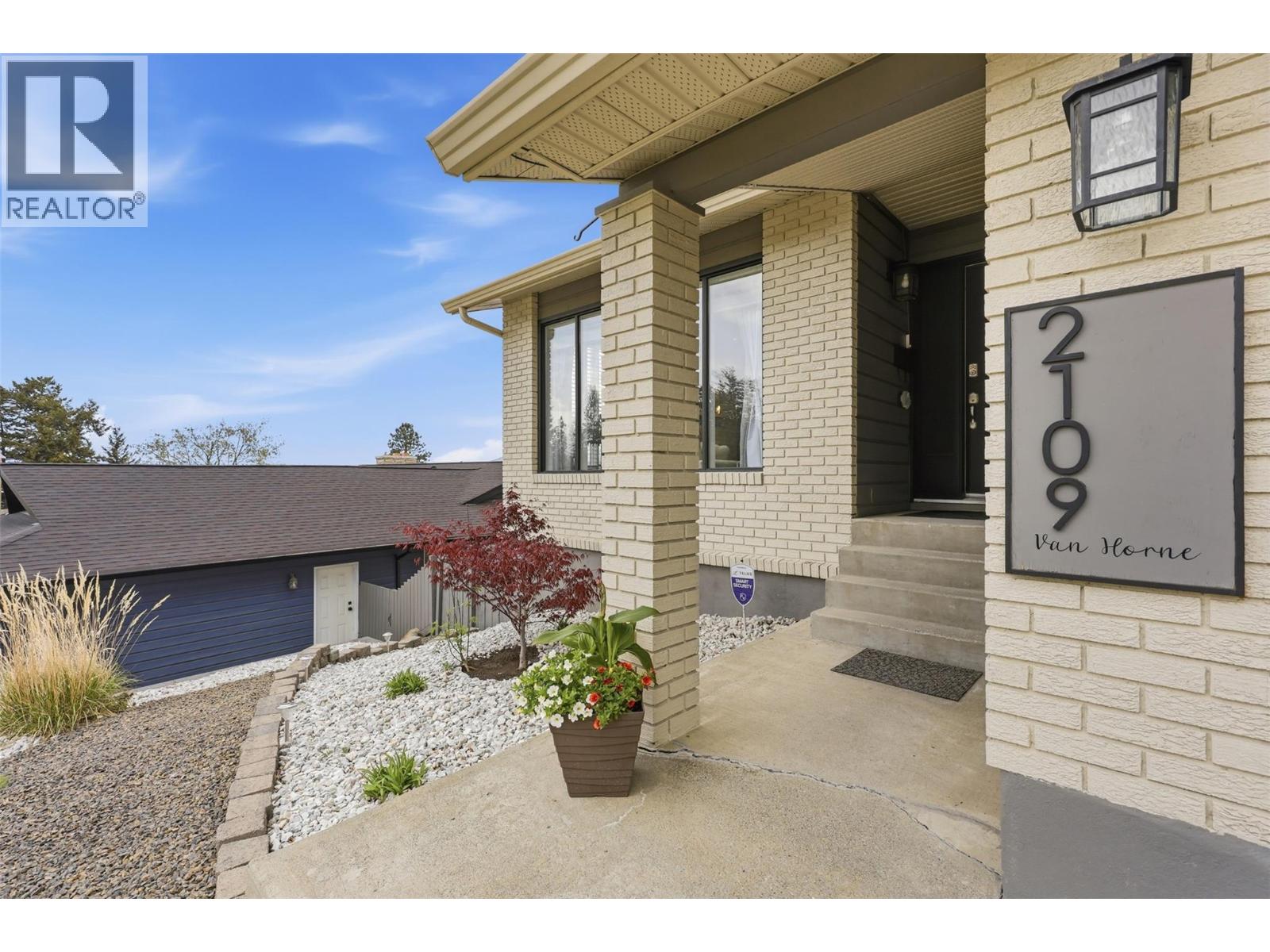 2109 Van Horne Drive - 4