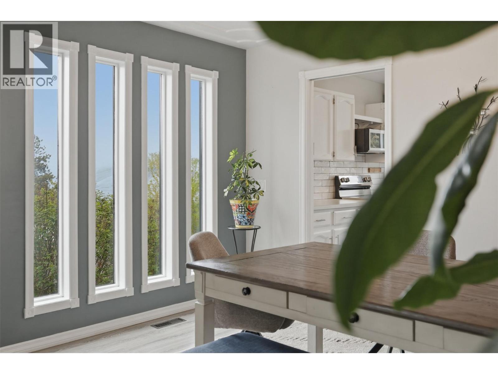 2109 Van Horne Drive - 16