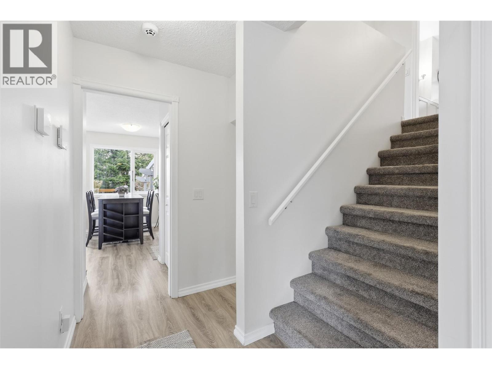 2109 Van Horne Drive - 38