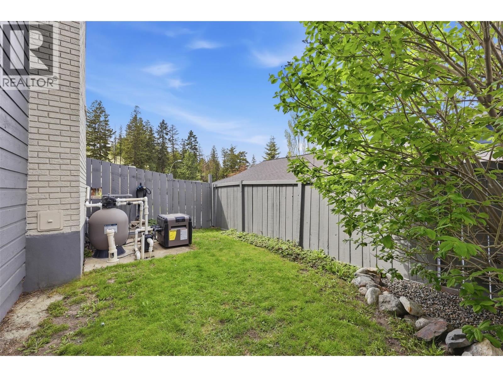 2109 Van Horne Drive - 77