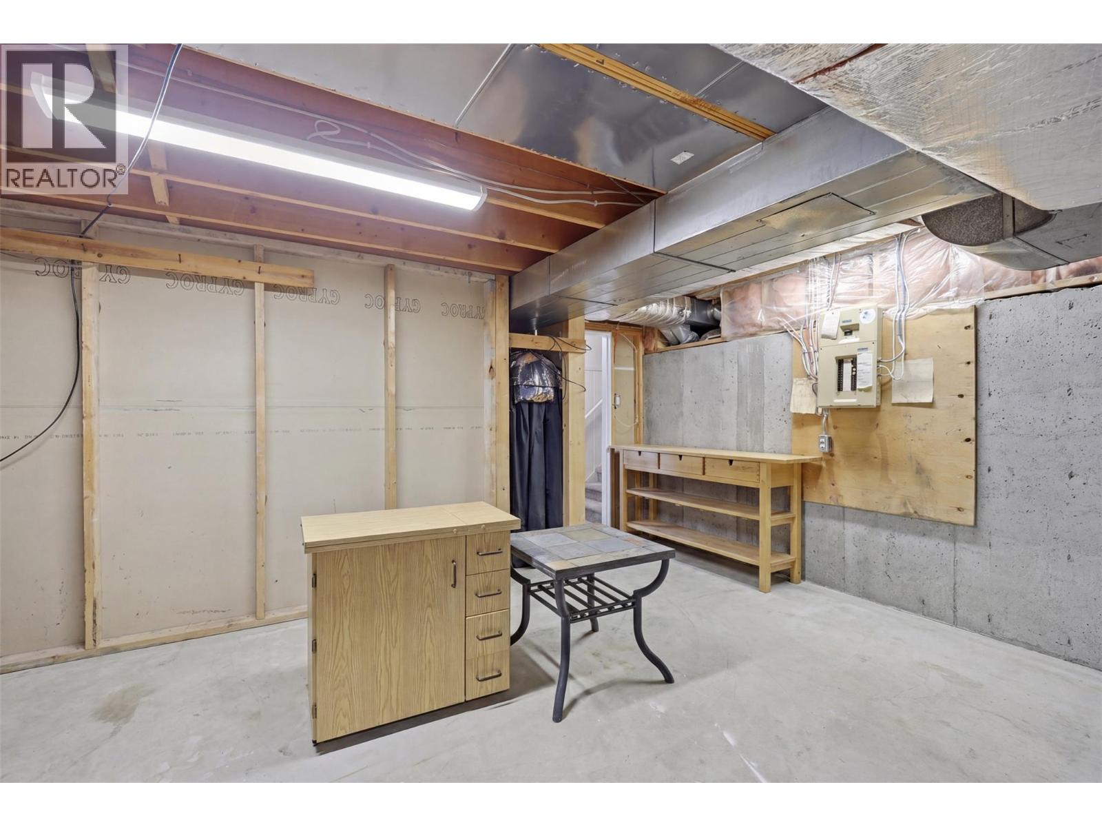 2109 Van Horne Drive - 69