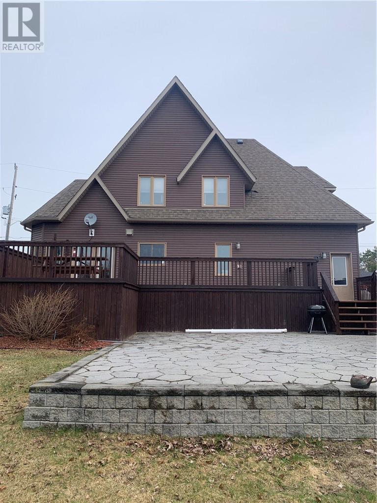 265 CALDWELL, Massey, Ontario, P0P1P0 — Photo 2
