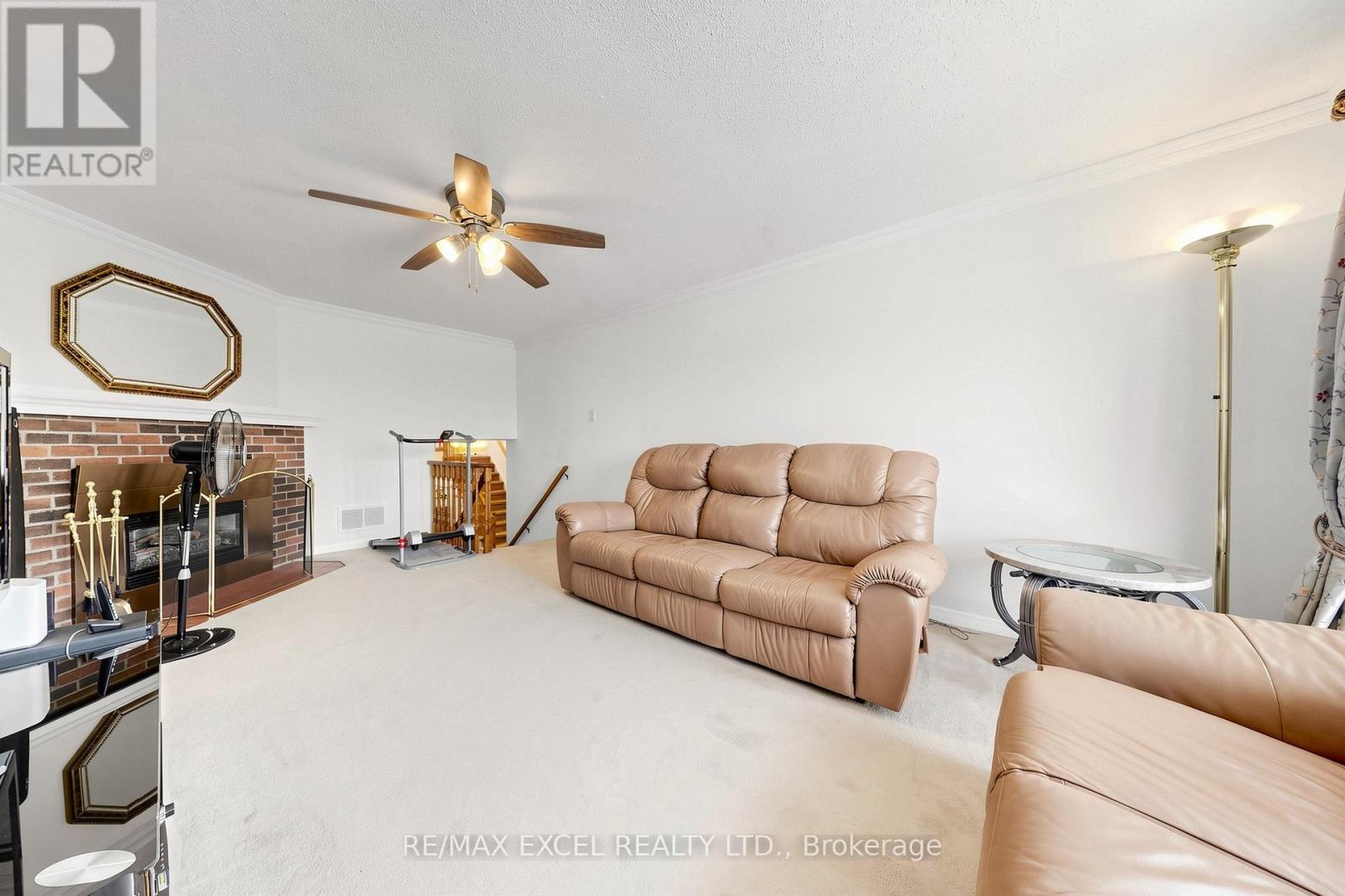 75 BETHANY LEIGH DRIVE - 19