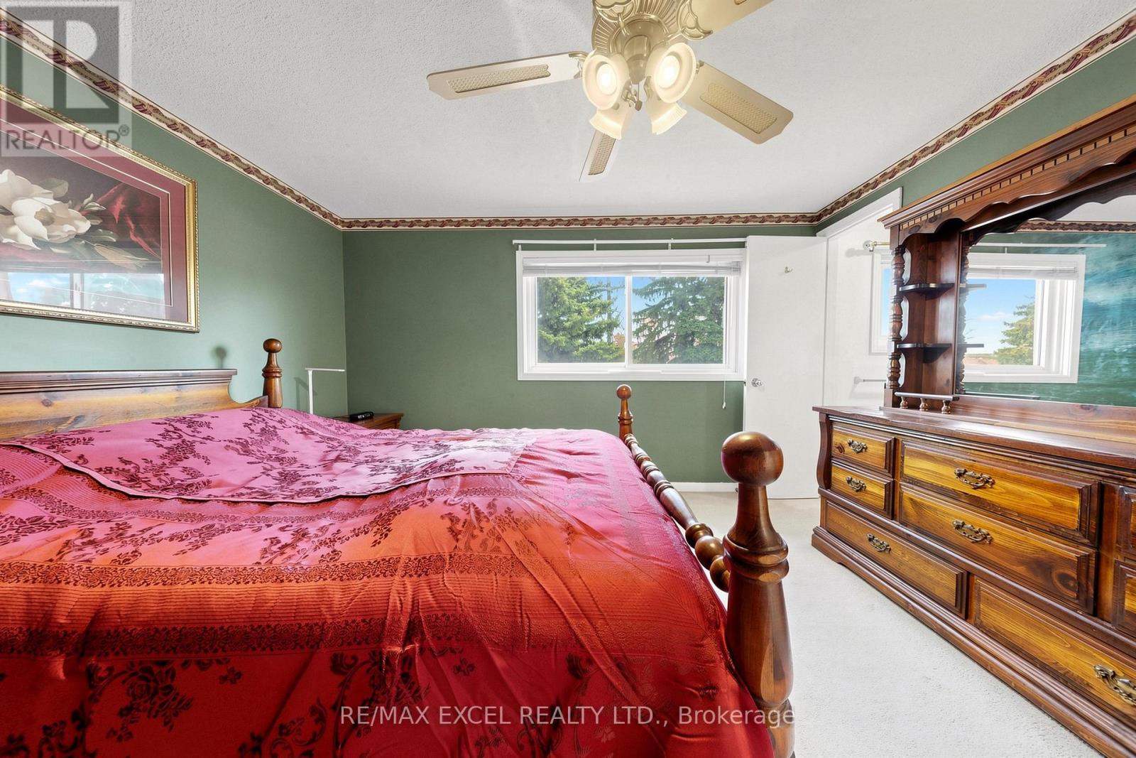 75 BETHANY LEIGH DRIVE - 24