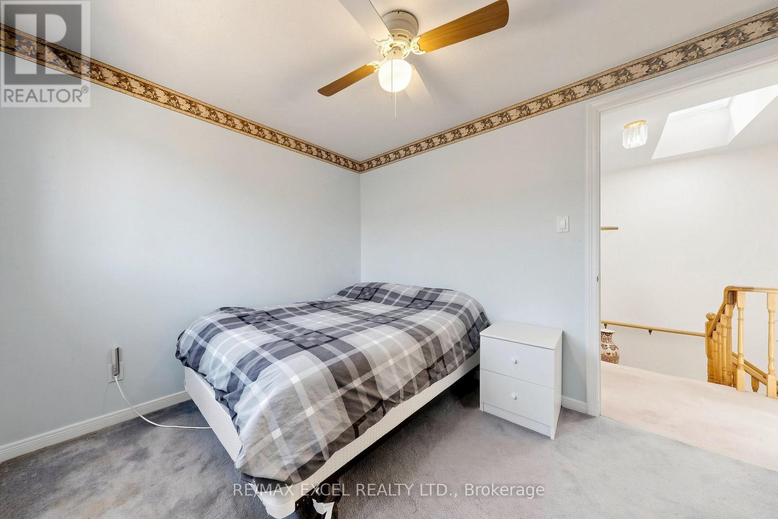 75 BETHANY LEIGH DRIVE - 33