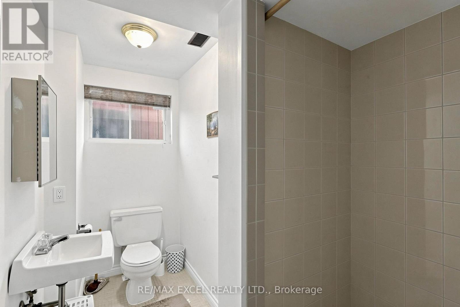 75 BETHANY LEIGH DRIVE - 42