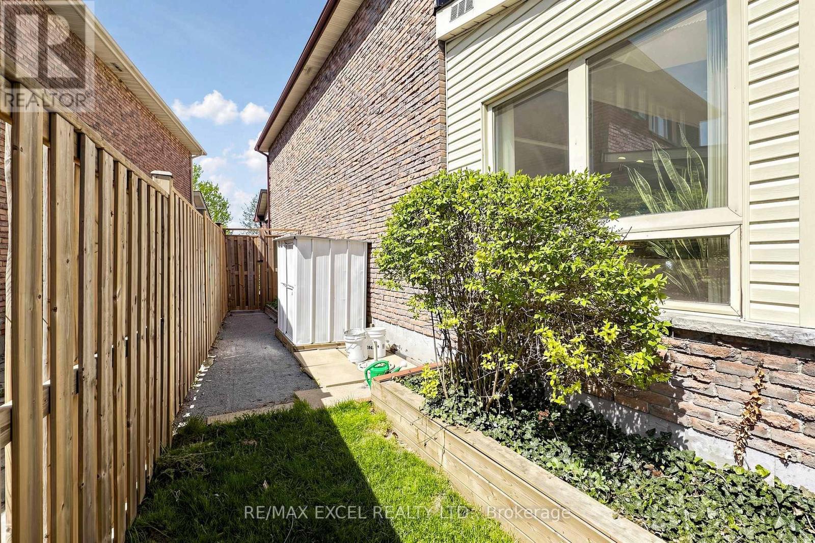 75 BETHANY LEIGH DRIVE - 46