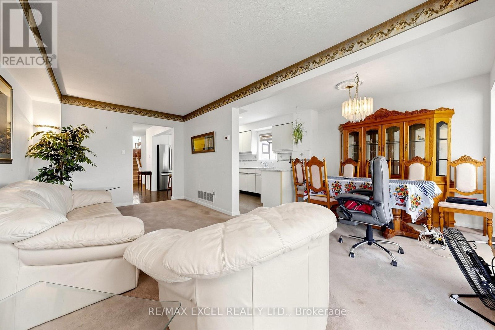 75 BETHANY LEIGH DRIVE - 6