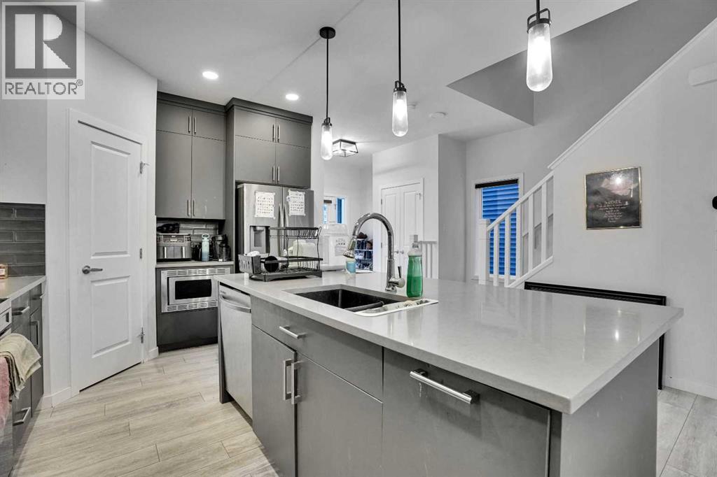 181 Walcrest Boulevard SE - 8