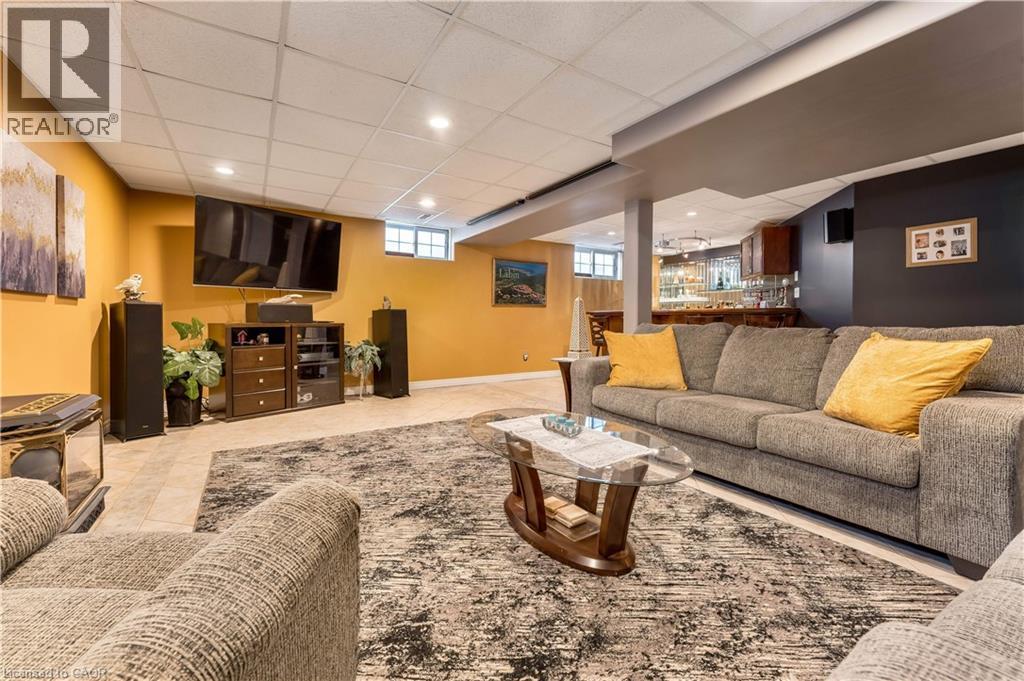 60 CHANDOS Drive, Kitchener, Ontario, N2A3C2 — Photo 32