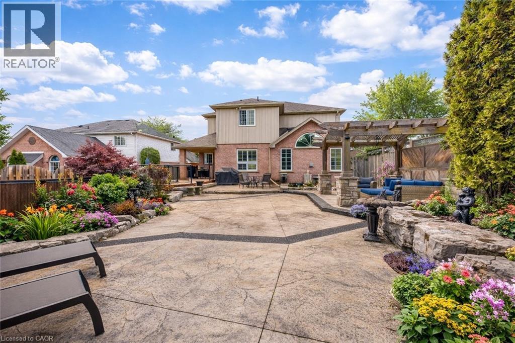60 CHANDOS Drive, Kitchener, Ontario, N2A3C2 — Photo 43