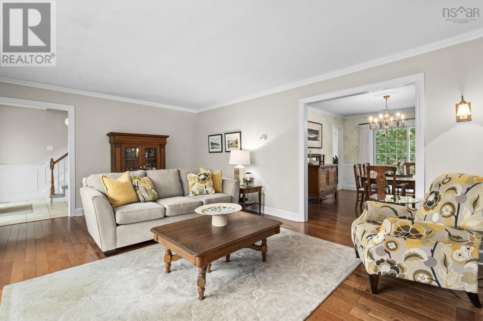 Property 29 of 52 of 35 Golf Links Road