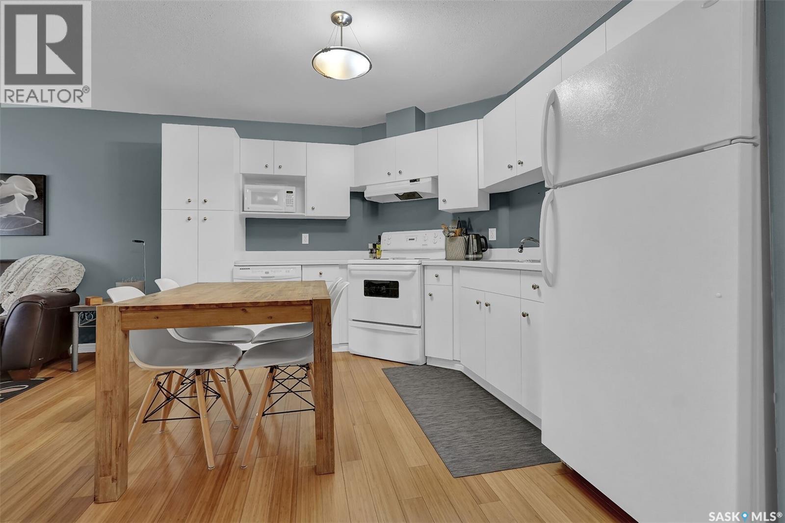 #208 2203 Angus STREET - 7