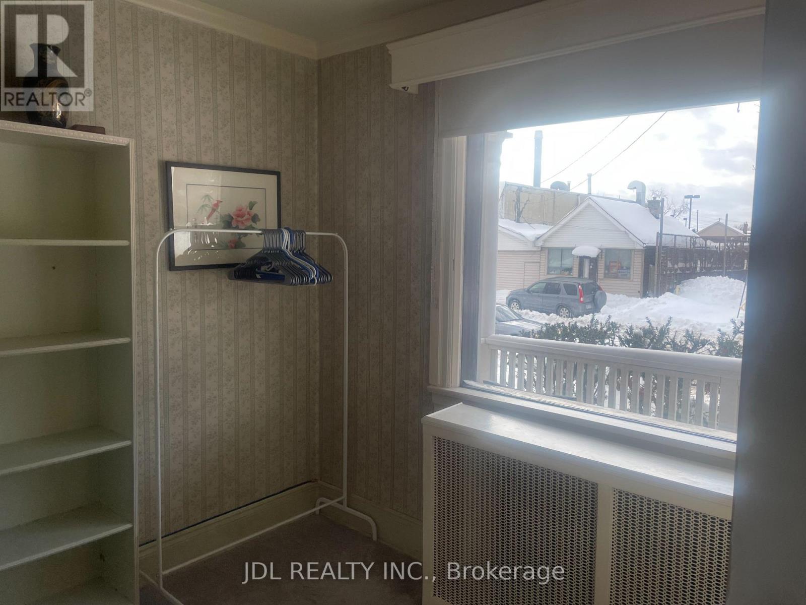 61 GUESTVILLE AVENUE - 13