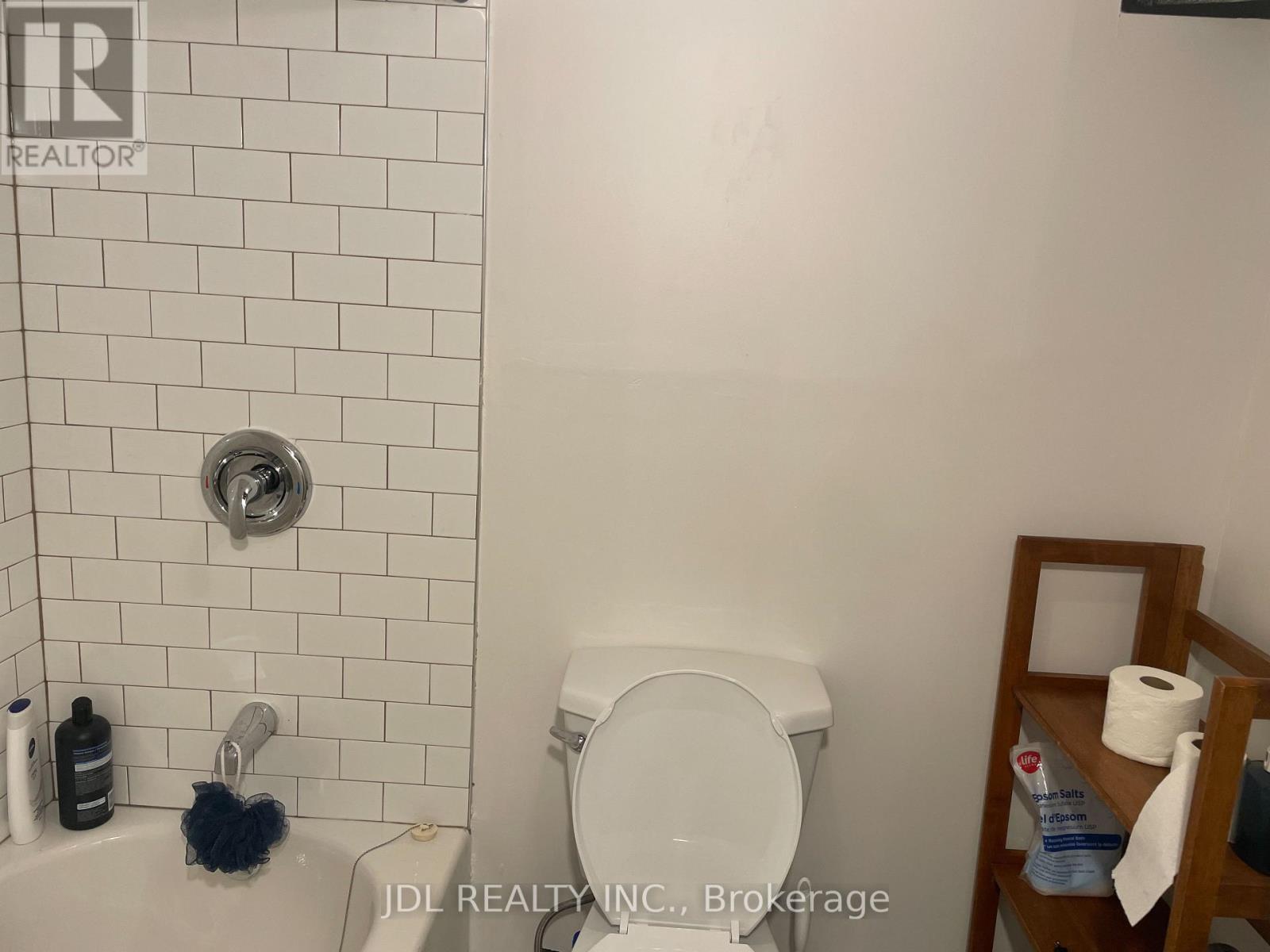 61 GUESTVILLE AVENUE - 17