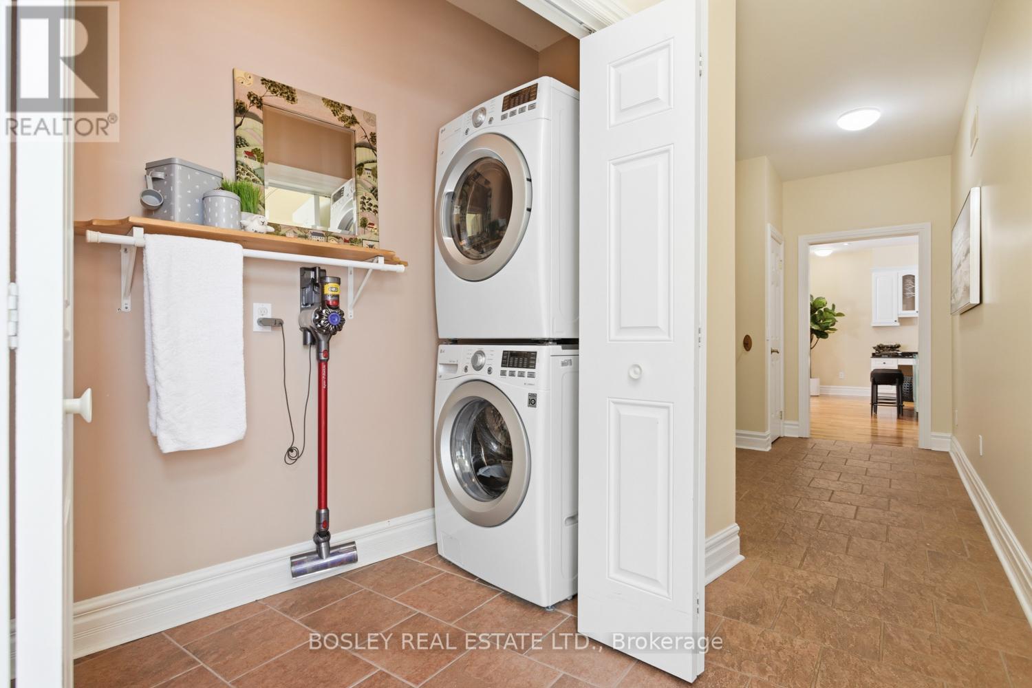 10326 COMMUNITY CENTRE ROAD - 33
