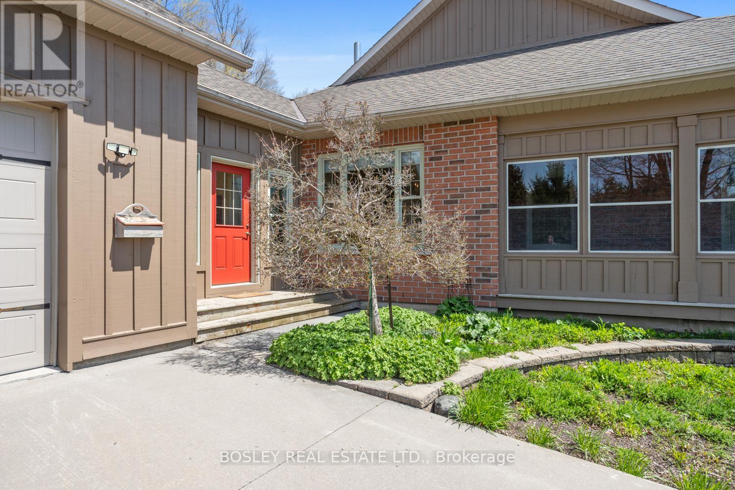 10326 COMMUNITY CENTRE ROAD - 5