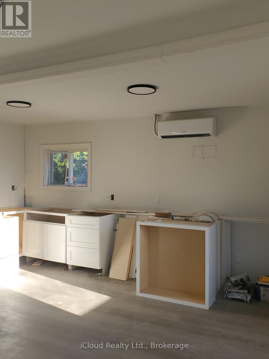 62 CURRIE STREET - 4
