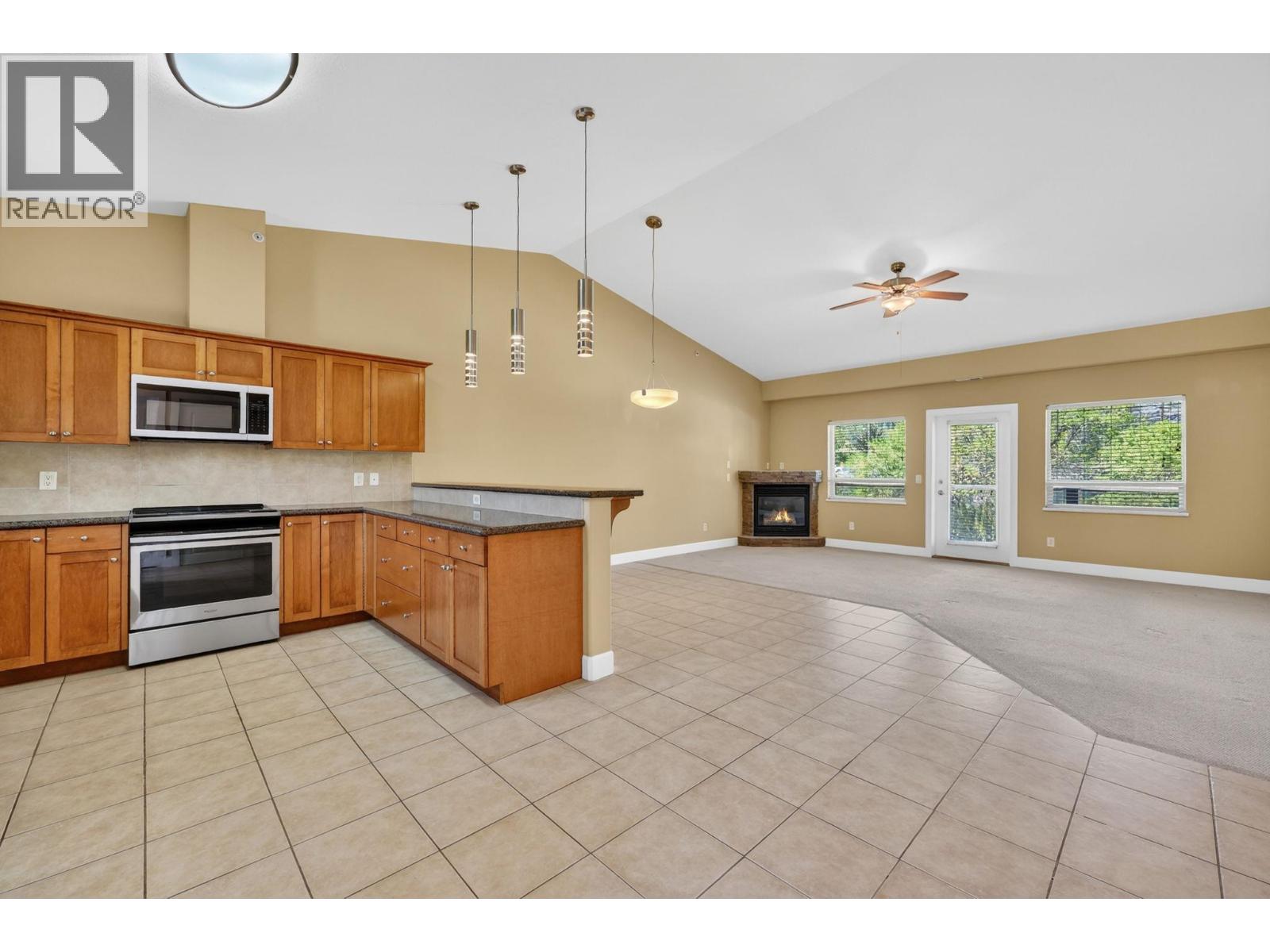 3996 Beach Avenue Unit# 337, Peachland