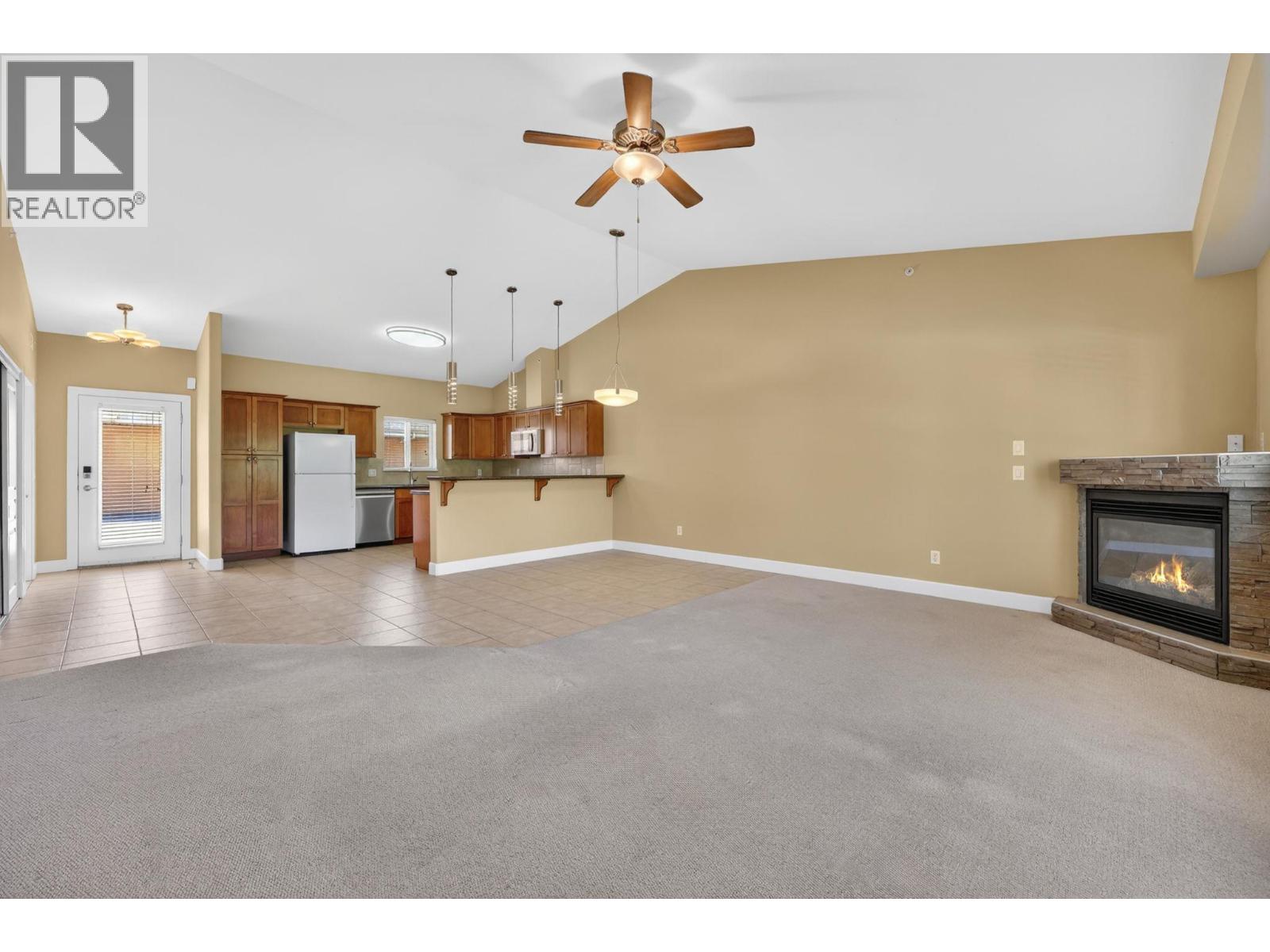 3996 Beach Avenue Unit# 337, Peachland