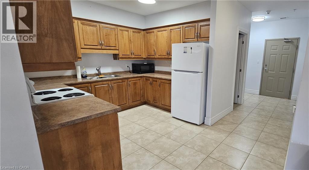 685 MYERS Road Unit# 201, Cambridge, Ontario, N1R5S2 — Photo 3