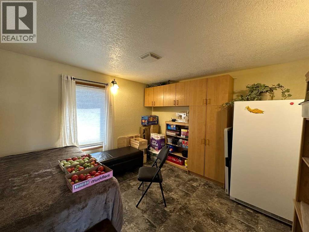 452 1st Street SW - 3