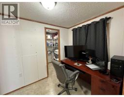 452 1st Street Sw, Falher, AB T0H1M0 Photo 17