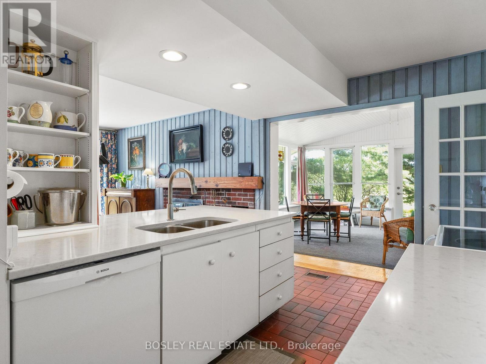 256 WILSON DRIVE - 14