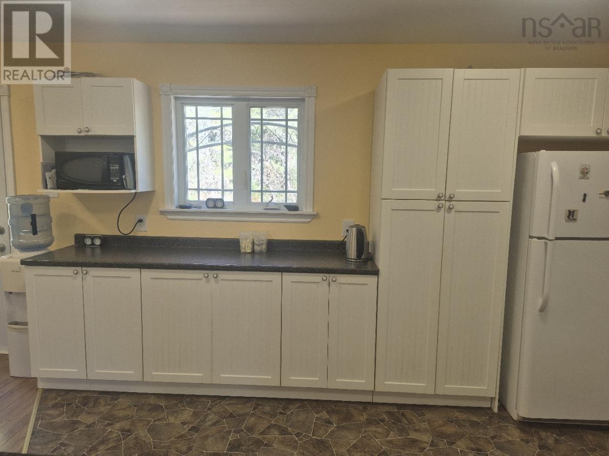 Property 21 of 46 of 420 Bolivar Road