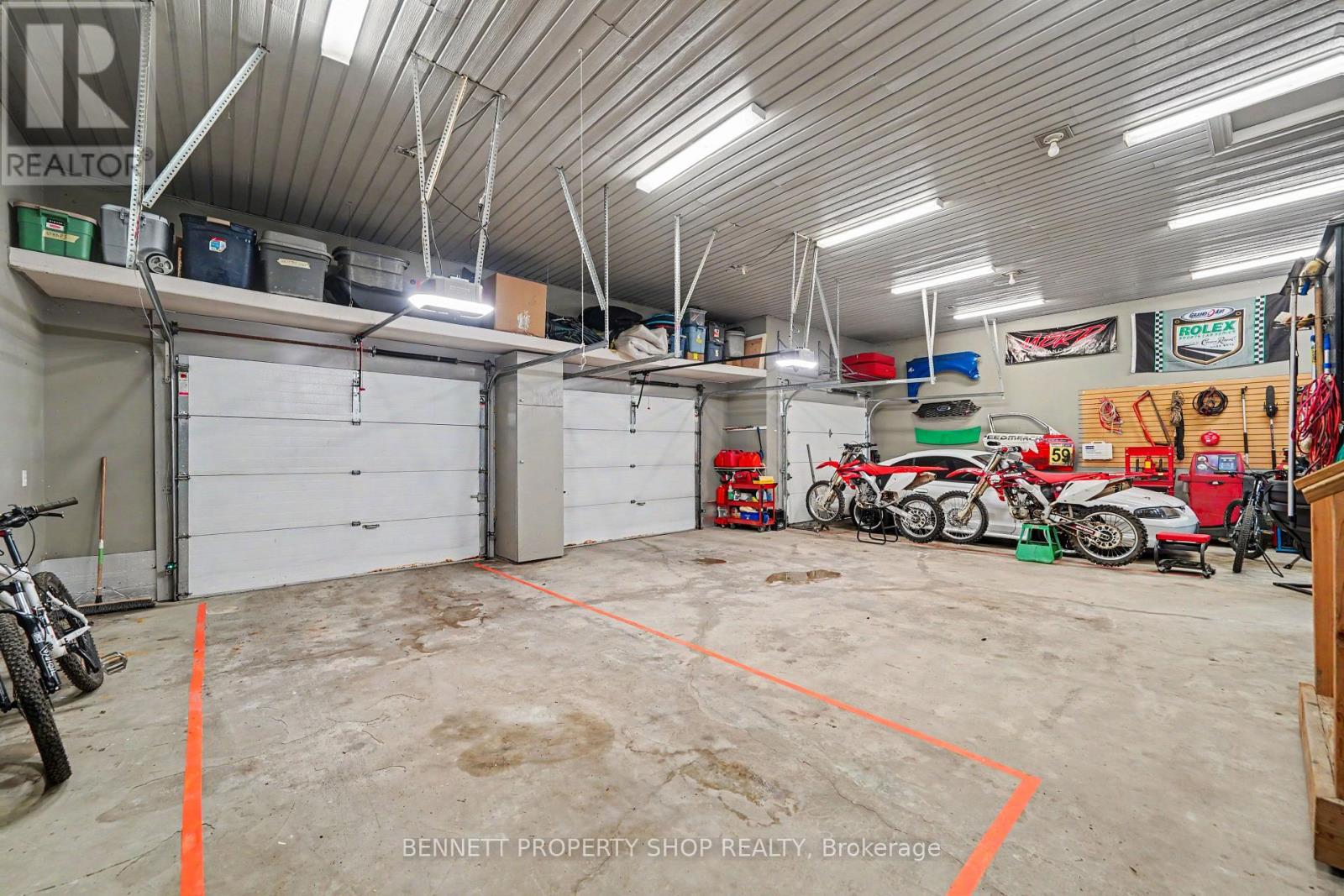 33 D'ARCYS WAY - 39