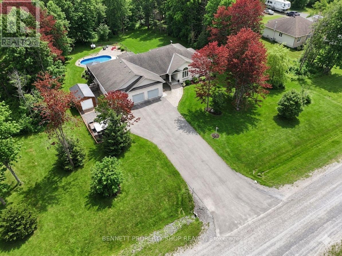 33 D'ARCYS WAY - 42