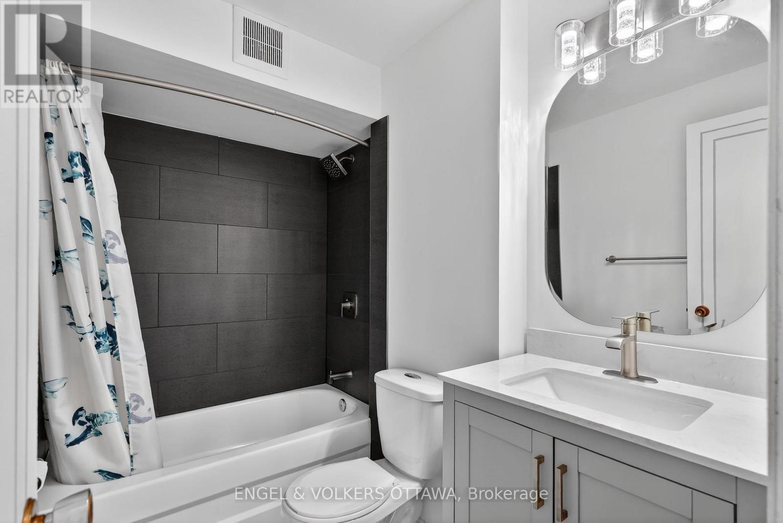Stunning Renovated bathroom