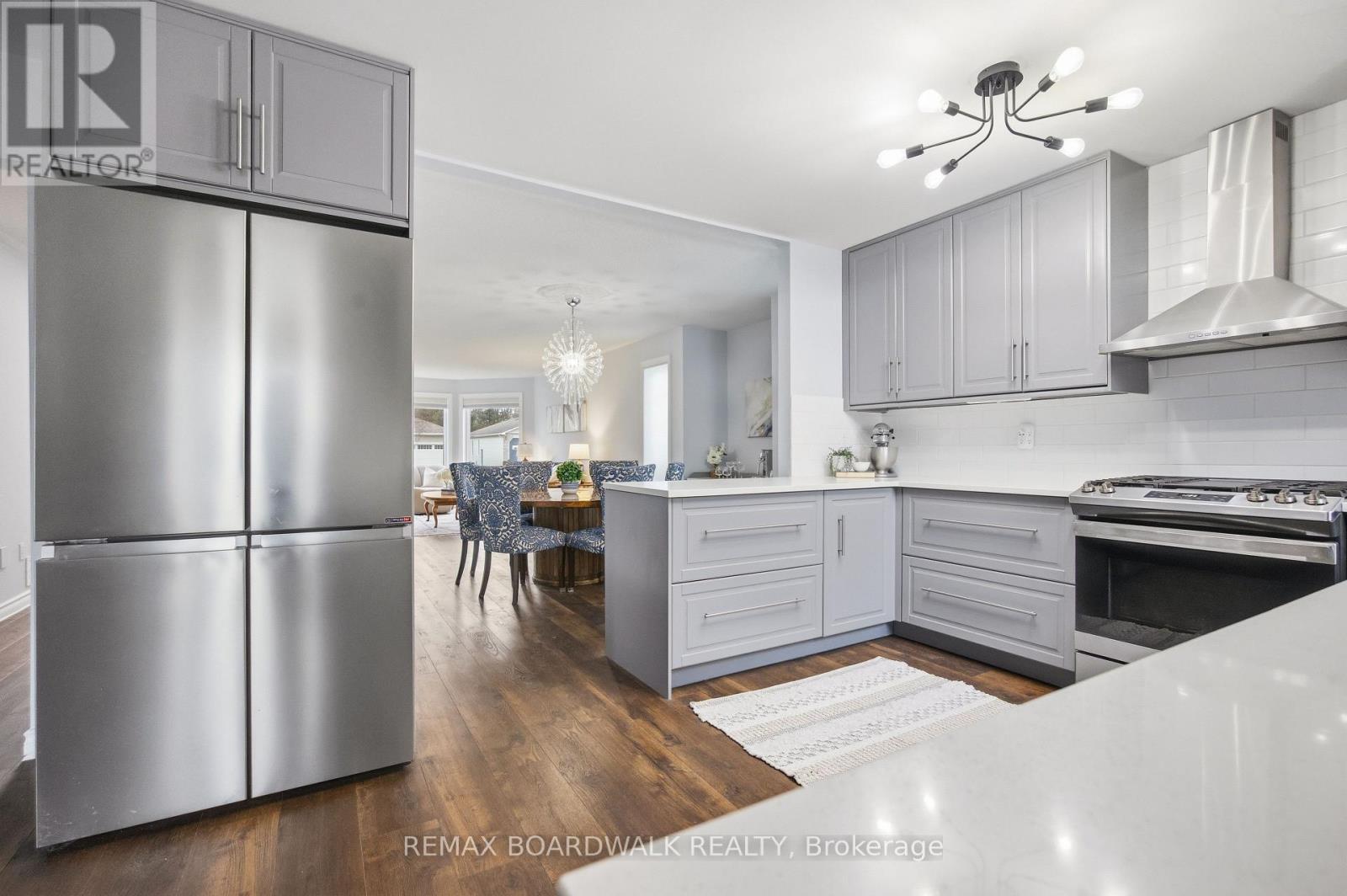 33 TREELAWN BOULEVARD - 11