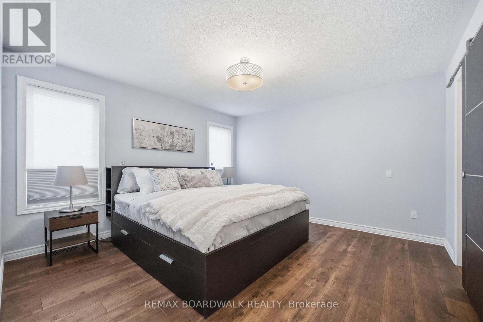 33 TREELAWN BOULEVARD - 18
