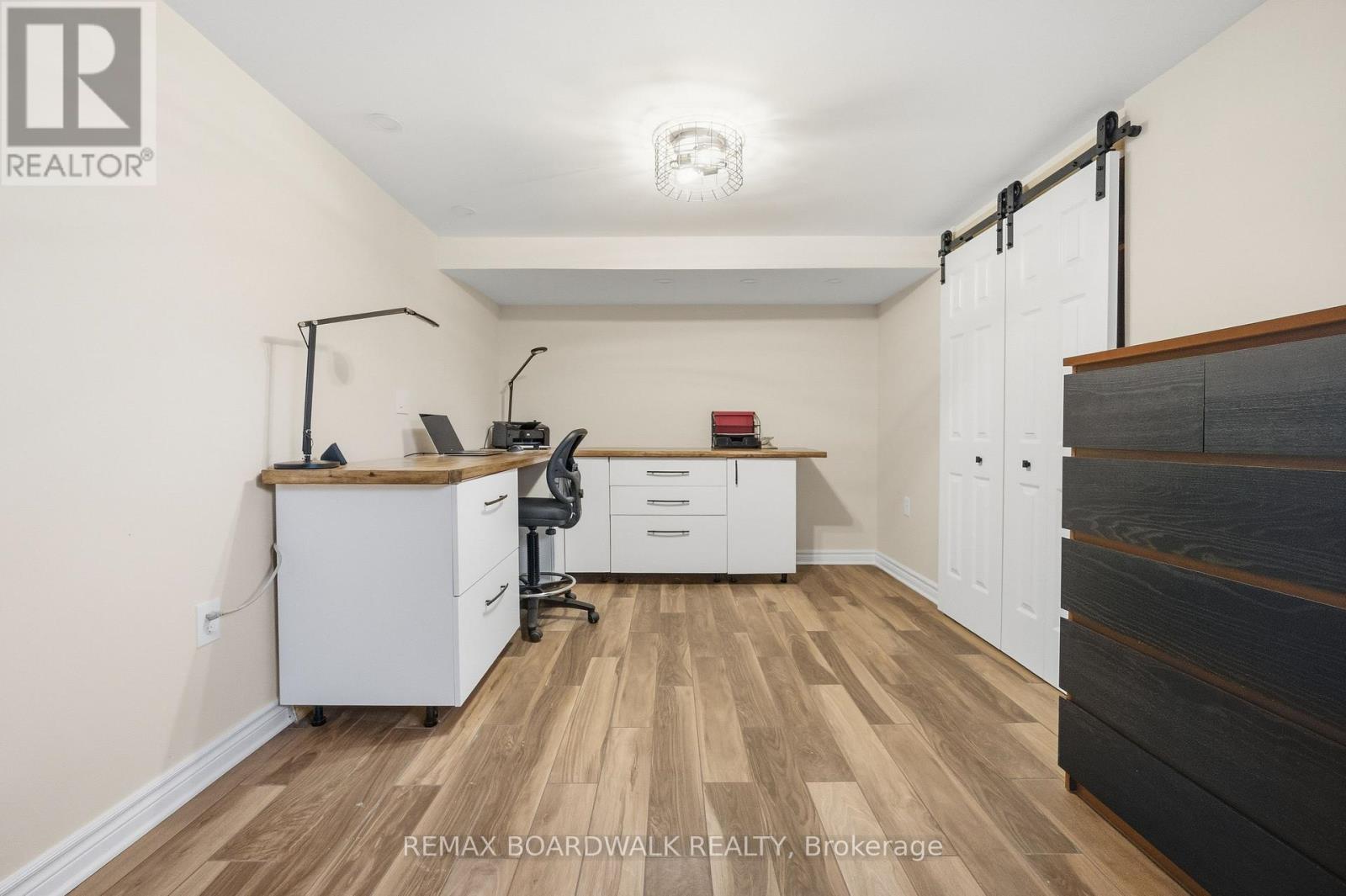 33 TREELAWN BOULEVARD - 30