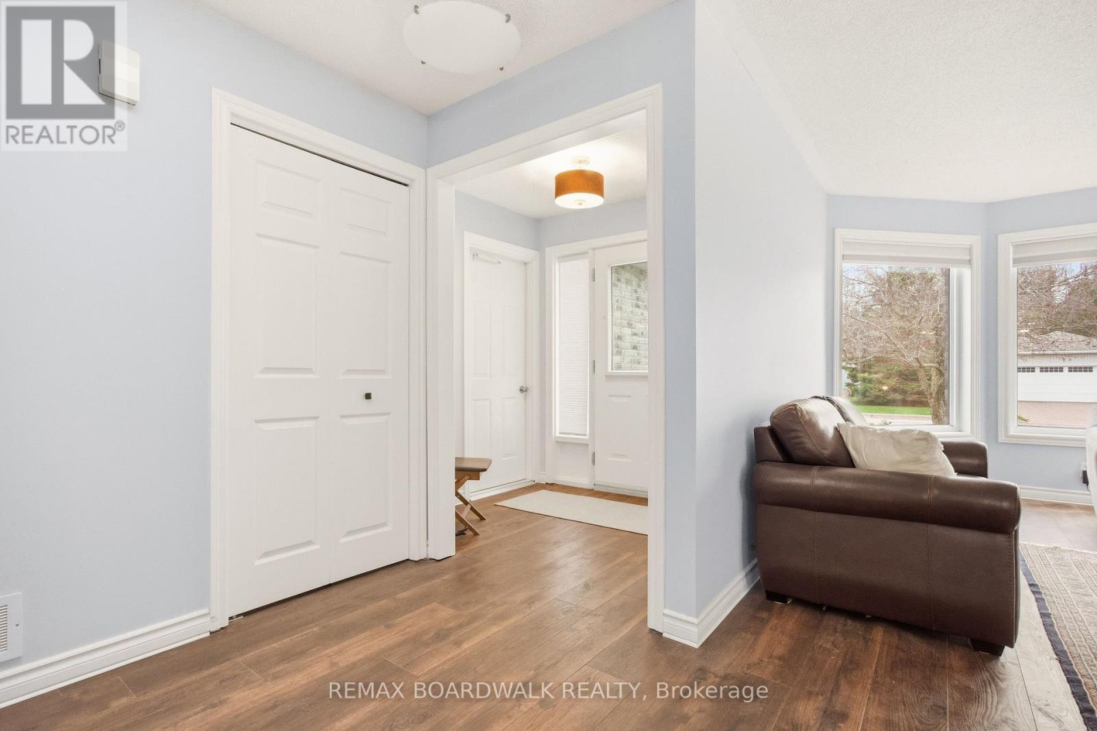 33 TREELAWN BOULEVARD - 5