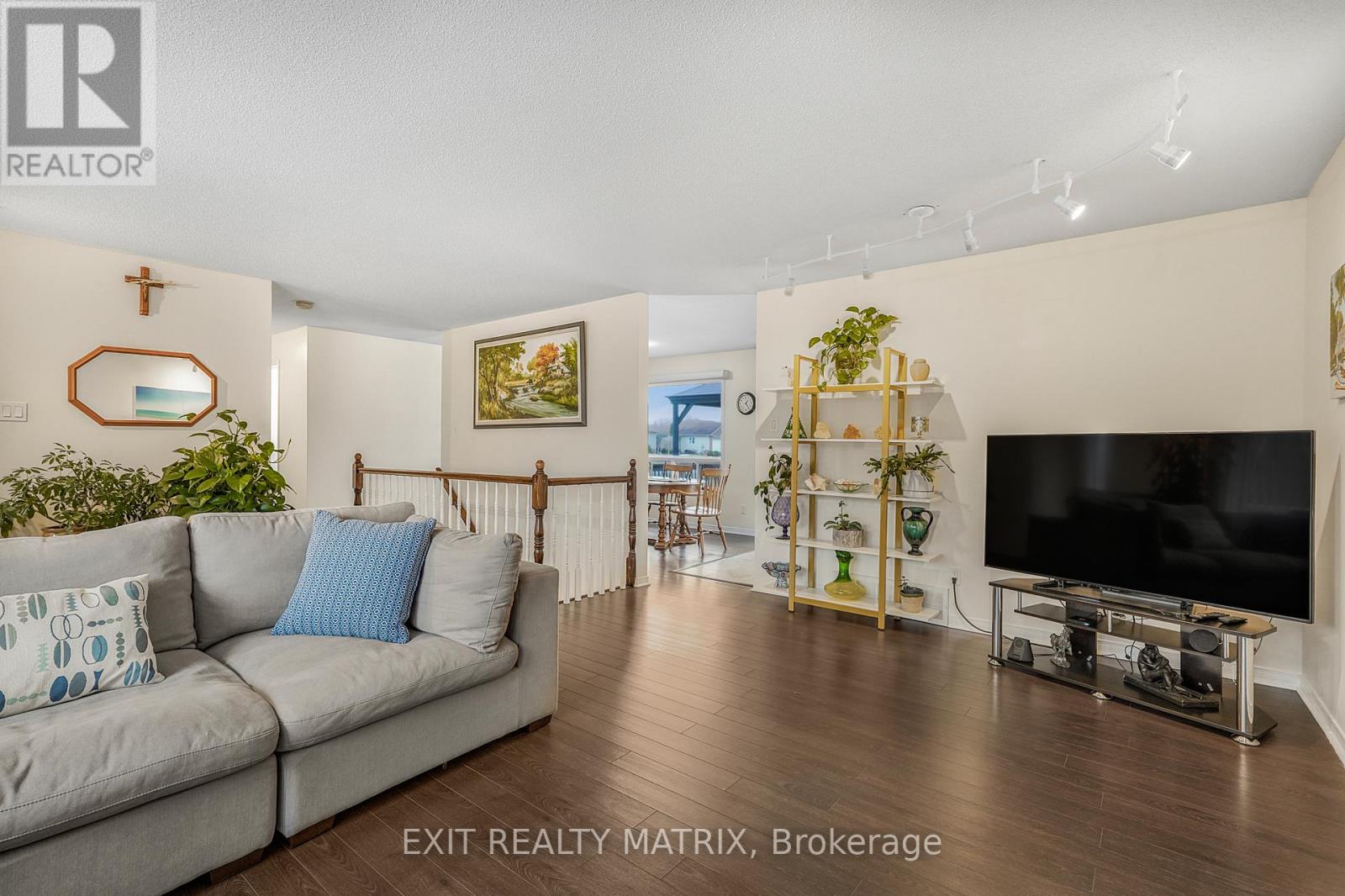6454 WATERBURY LANE - 7