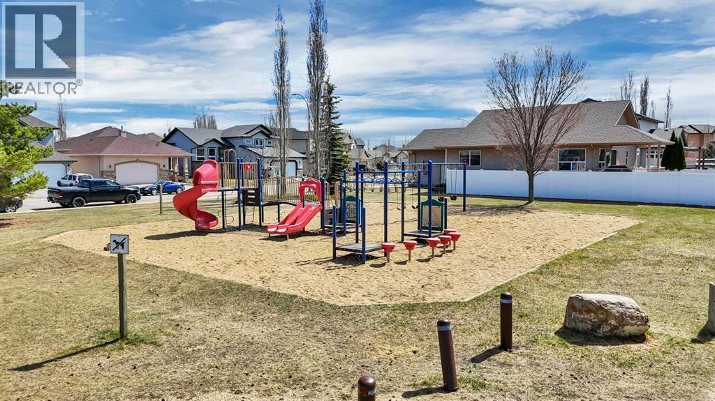 100 Wade Close, Red Deer