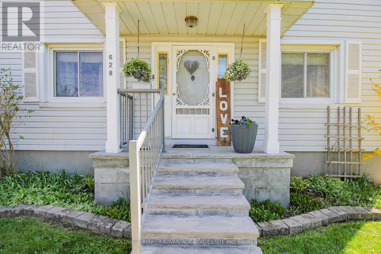 628 CLARE AVENUE - 5