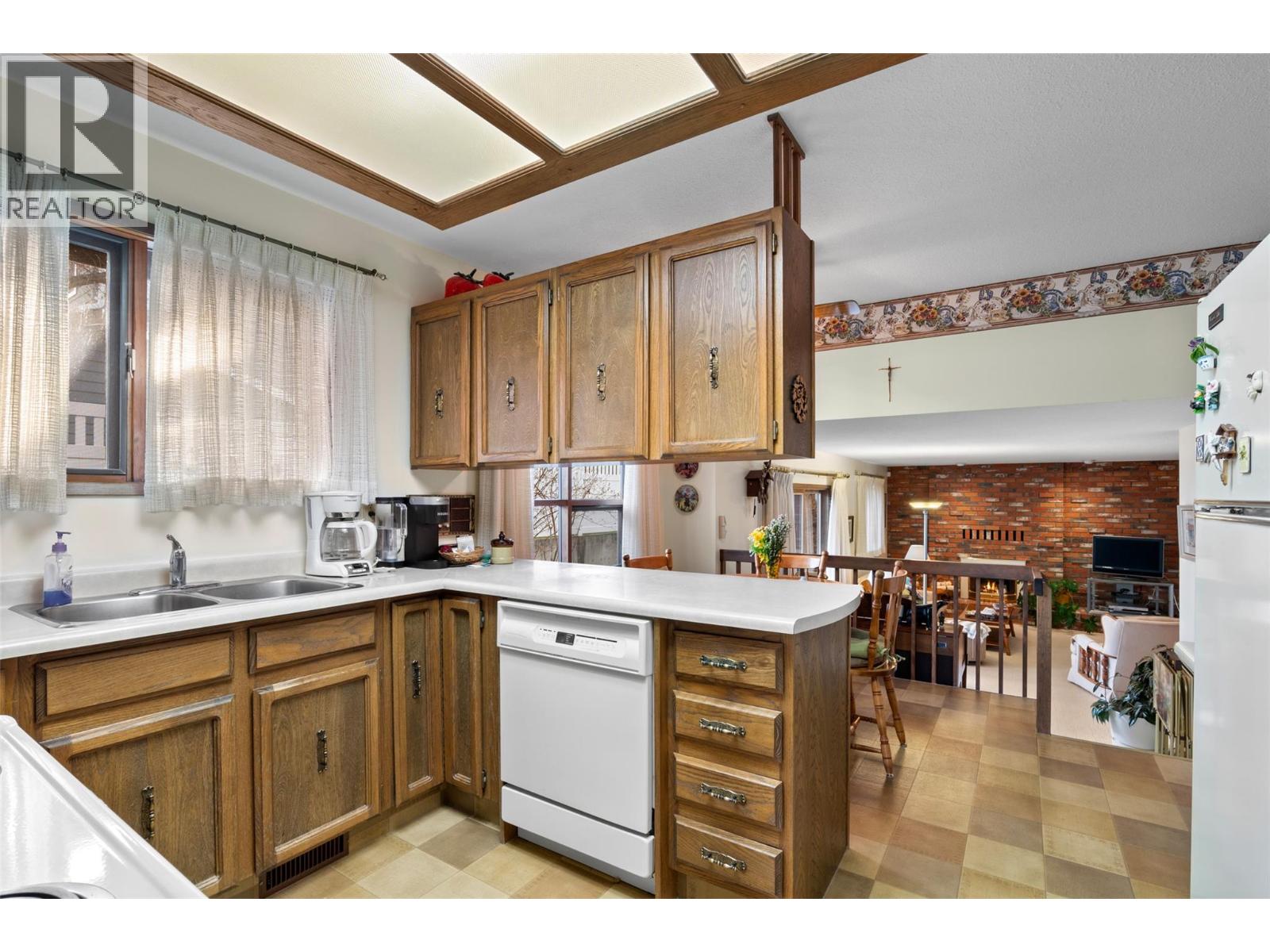 1879 Sedgewick Drive - 18