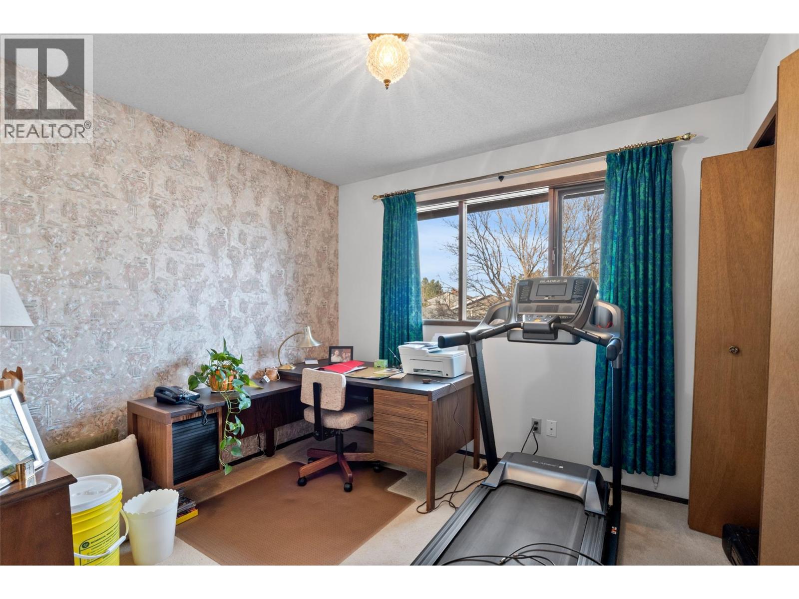 1879 Sedgewick Drive - 22