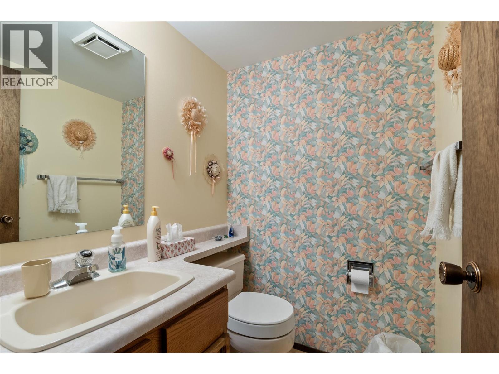 1879 Sedgewick Drive - 27