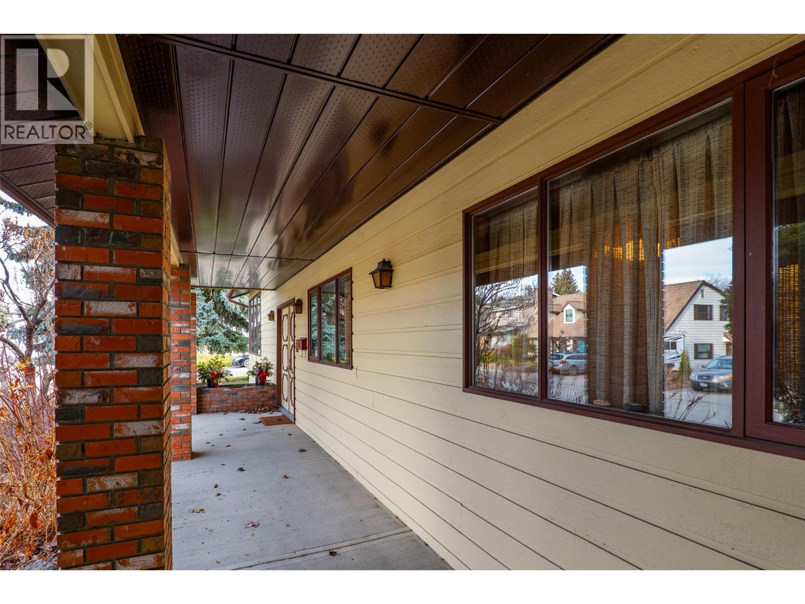 1879 Sedgewick Drive - 34