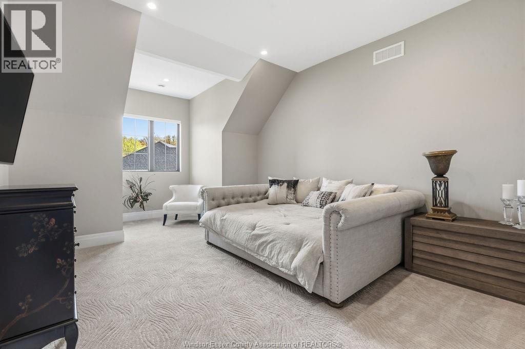 346 JORDAN LANE - 17