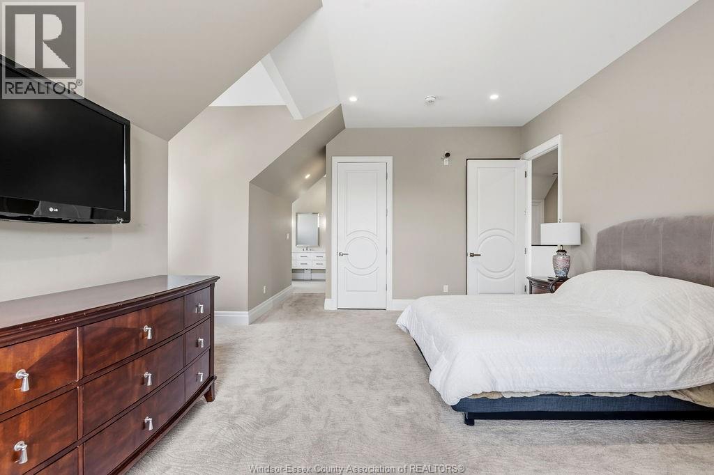 346 JORDAN LANE - 39