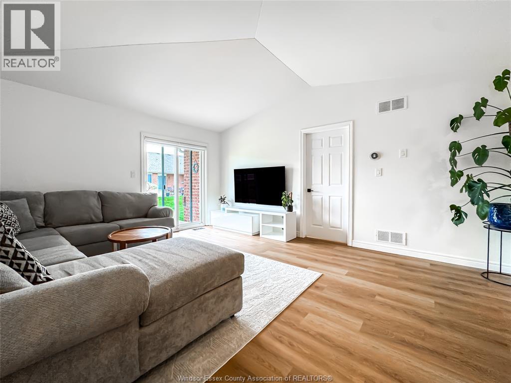 1837 QUESTA DRIVE, Windsor, Ontario, N8P1M5 — Photo 12