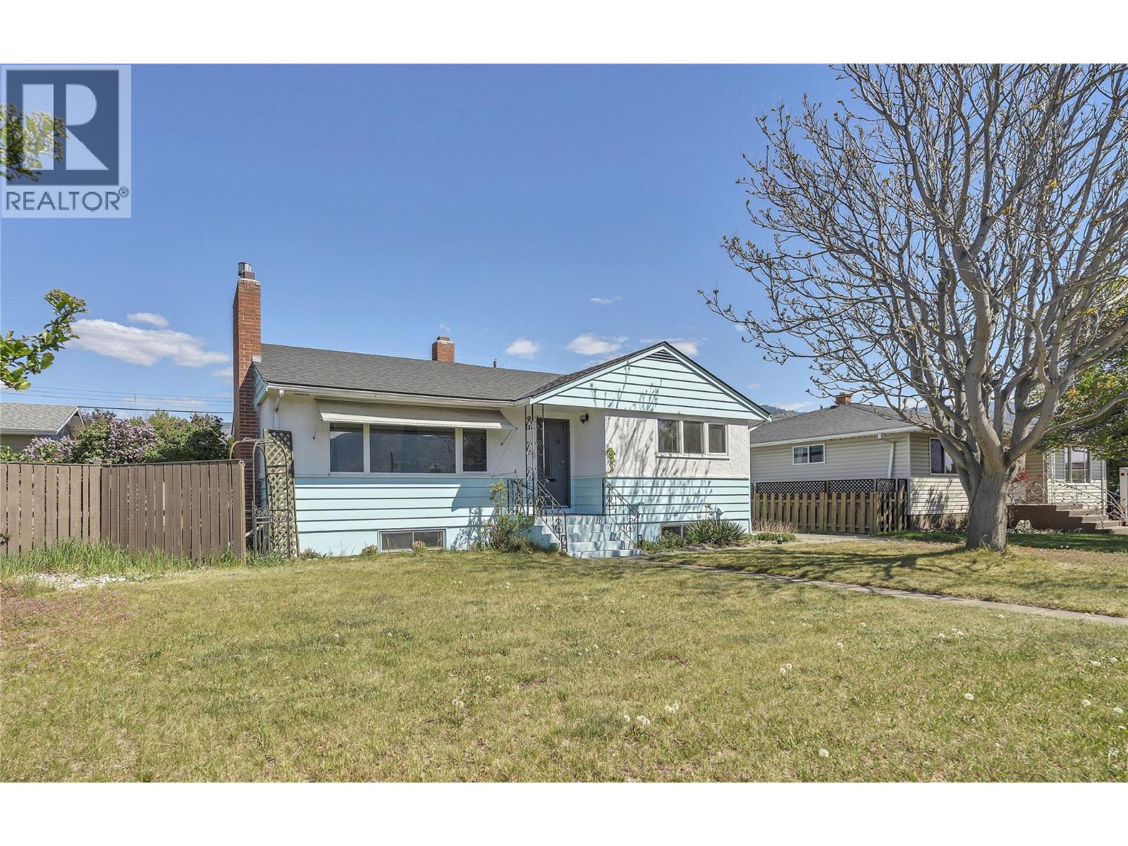 1412 Manitoba Street - 1