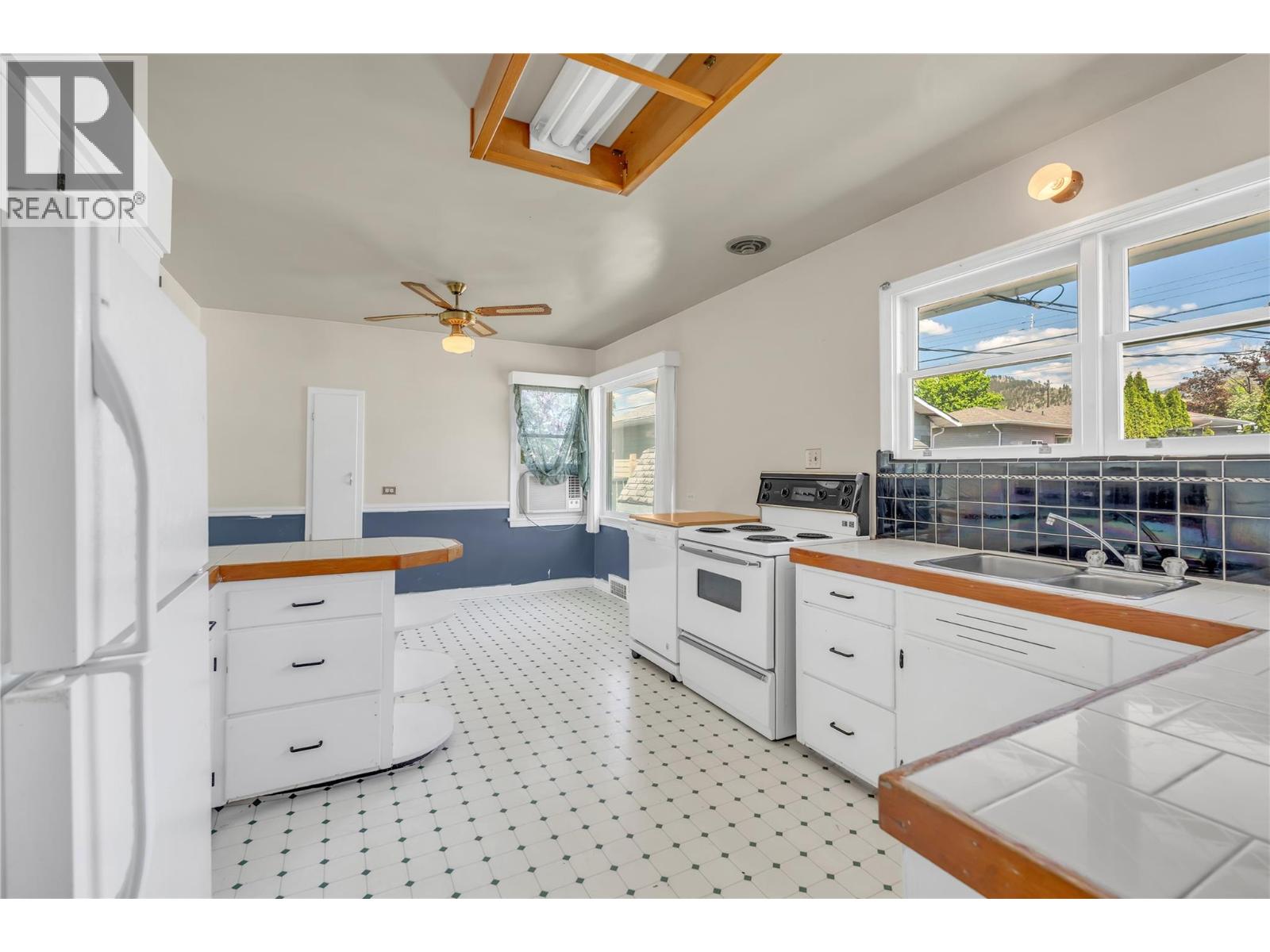 1412 Manitoba Street, Penticton
