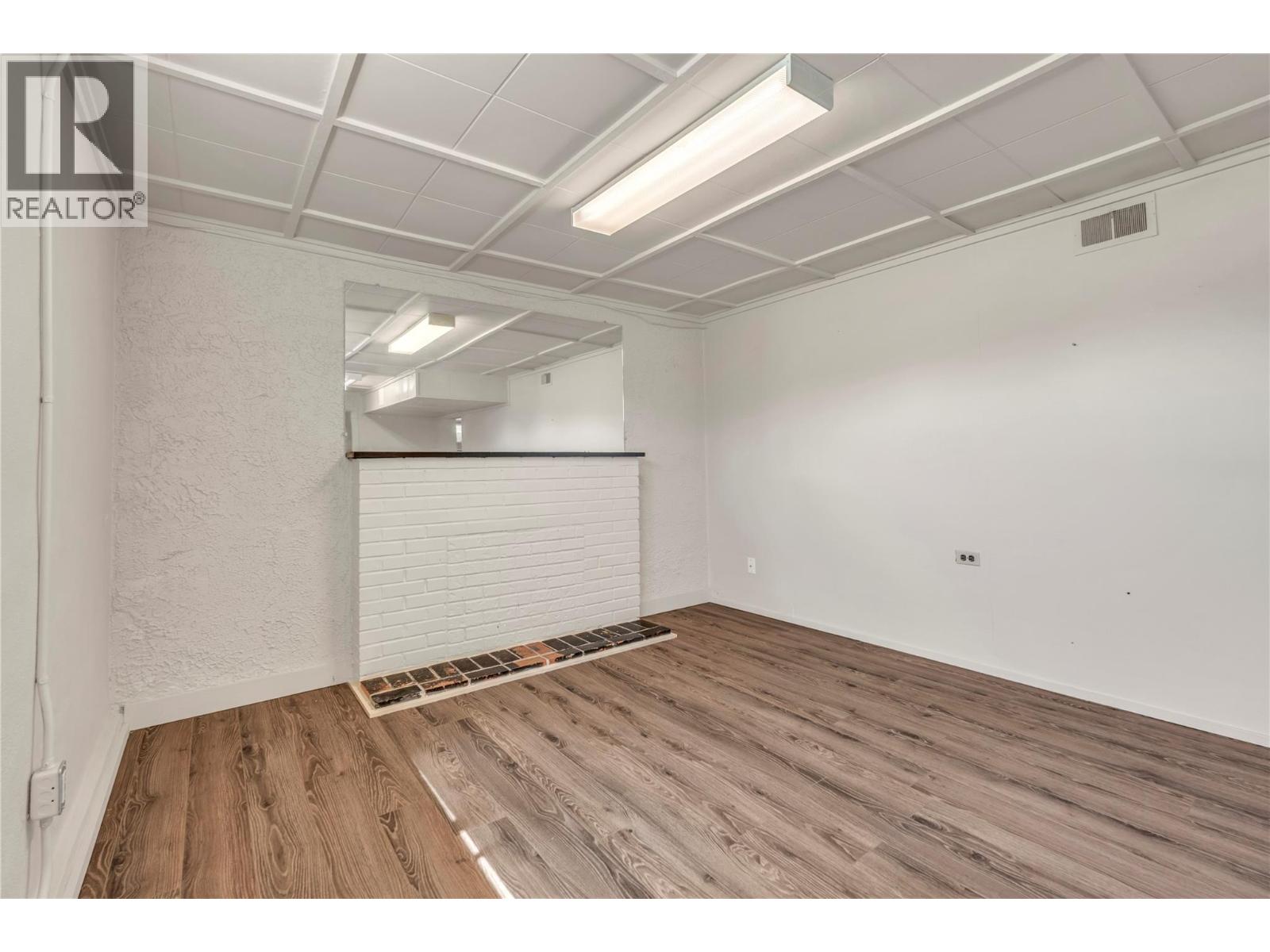 1412 Manitoba Street - 27